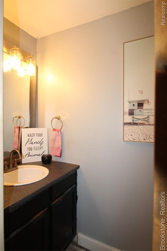48632 Sugarbush Road, Unit 6 New Baltimore, MI 48047 - Photo 4 of 18 Gallery Image 4