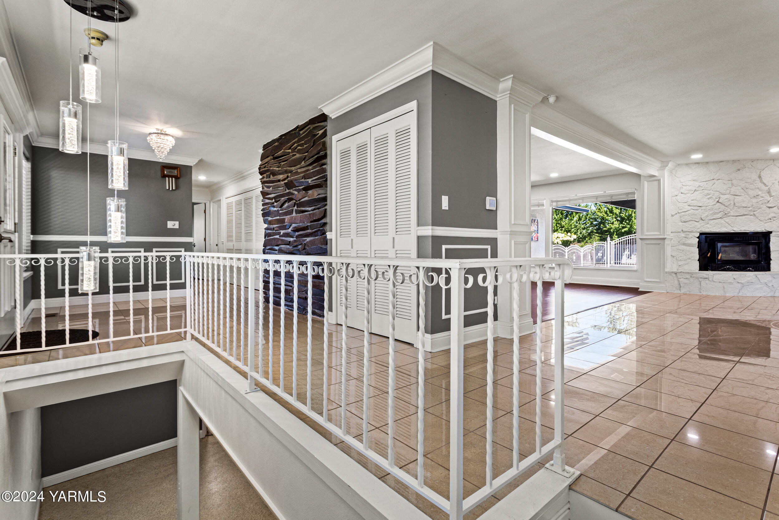 531 McDonald Road Toppenish, WA 98948 - Photo 35 of 78 a view of a balcony