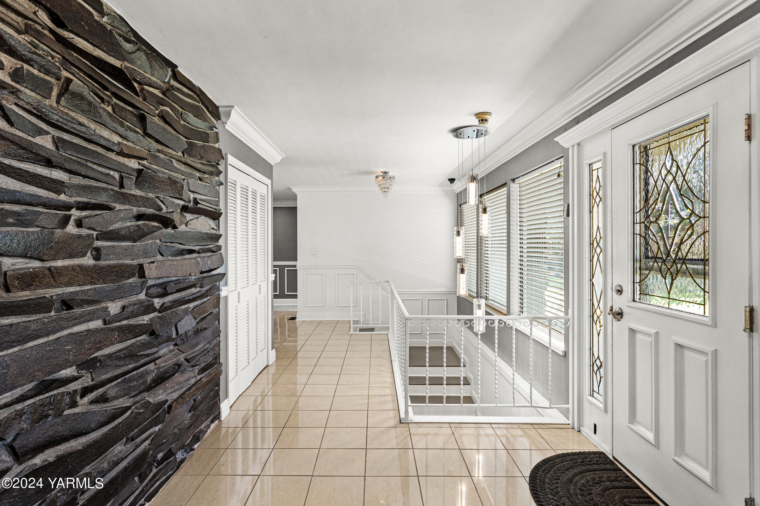 531 McDonald Road Toppenish, WA 98948 - Photo 6 of 78 a view of walk in closet and wooden floor