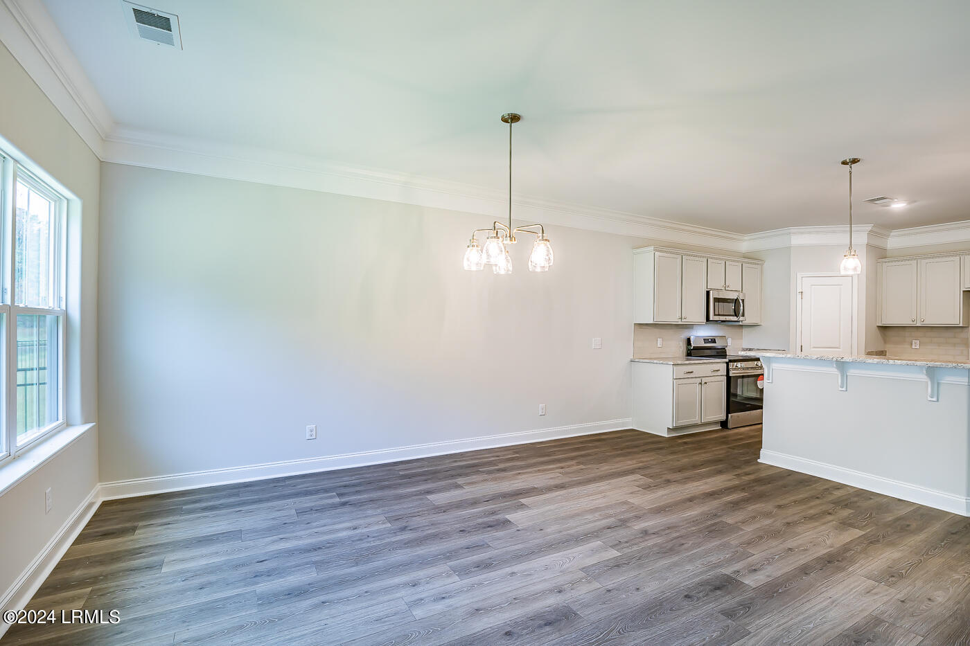 420 Ramport Street Ridgeland, SC 29936 - Photo 11 of 37 11 Dining