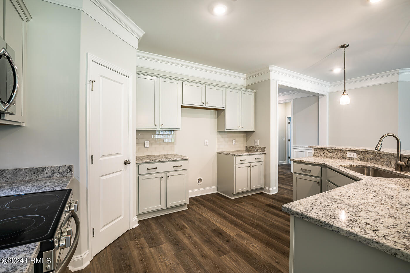 420 Ramport Street Ridgeland, SC 29936 - Photo 13 of 37 13 Kitchen