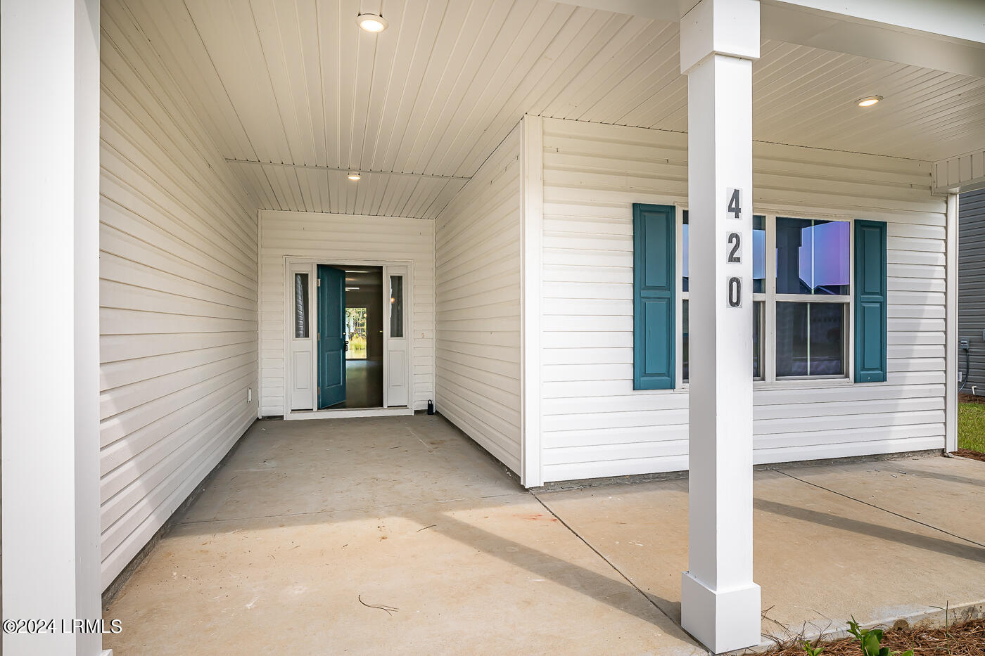 4 Front porch