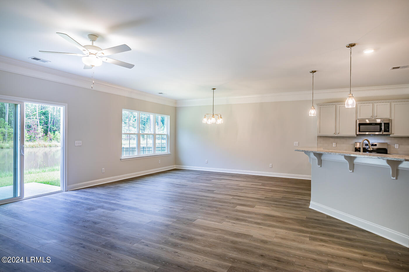 7 Great room and dining