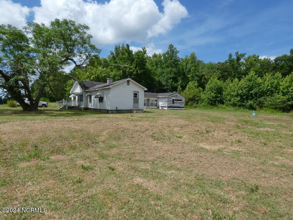 1948 Poplar Point Road Williamston, NC 27892 - Photo 3 of 16 REAR