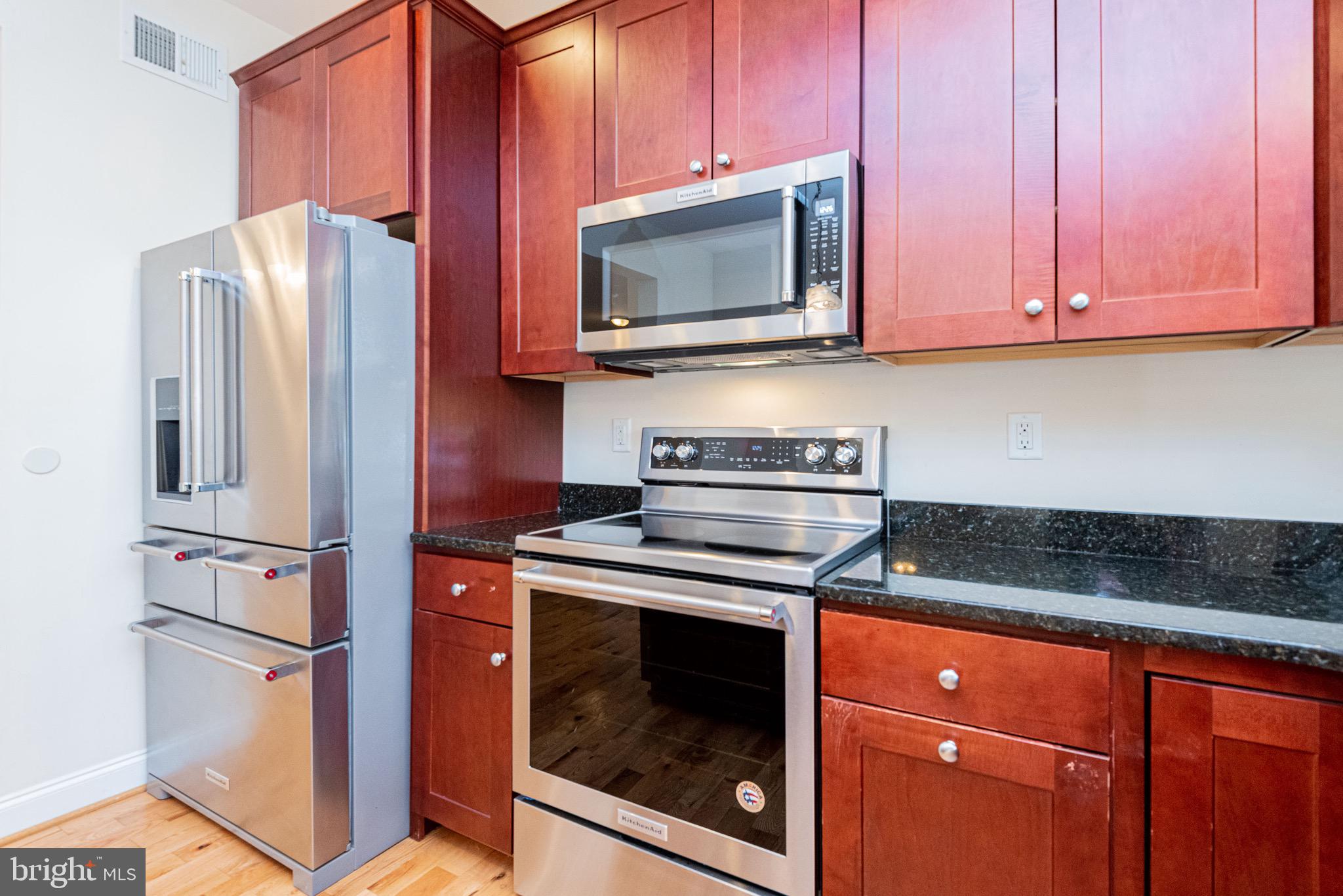 131 Club Road Arnold, MD 21012 - Photo 16 of 54 Gallery Image 16