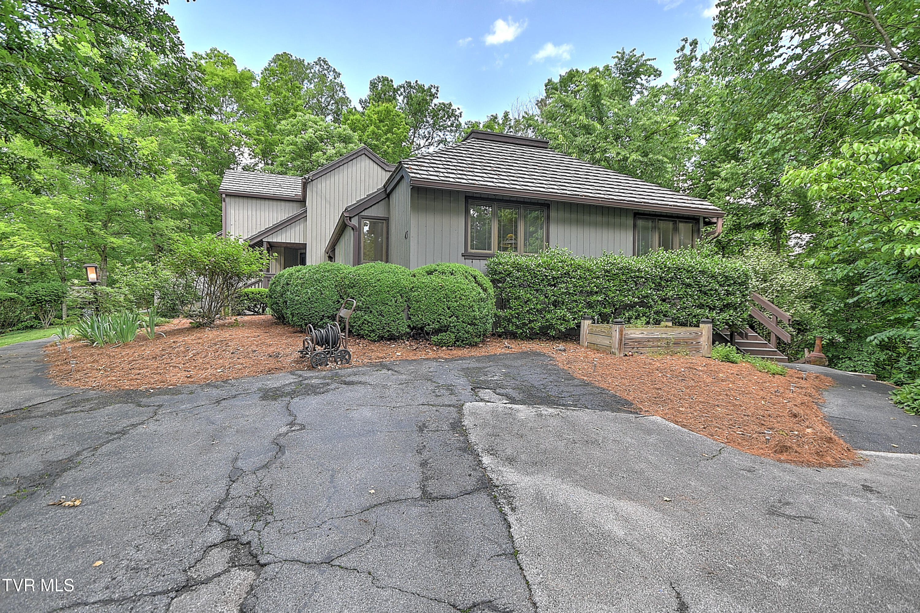 45 Grove Hill Road, Unit 45 Kingsport, TN 37660 - Photo 56 of 73 45 Grove Hill ES-57