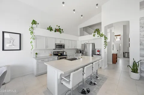 $675,000 | 1572 East Black Diamond Drive, Gilbert, AZ 85296