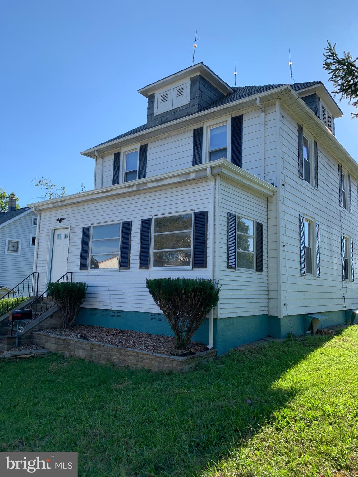 4101 Marx Avenue Baltimore, MD 21206 - Photo 1 of 42 a front view of a house with garden