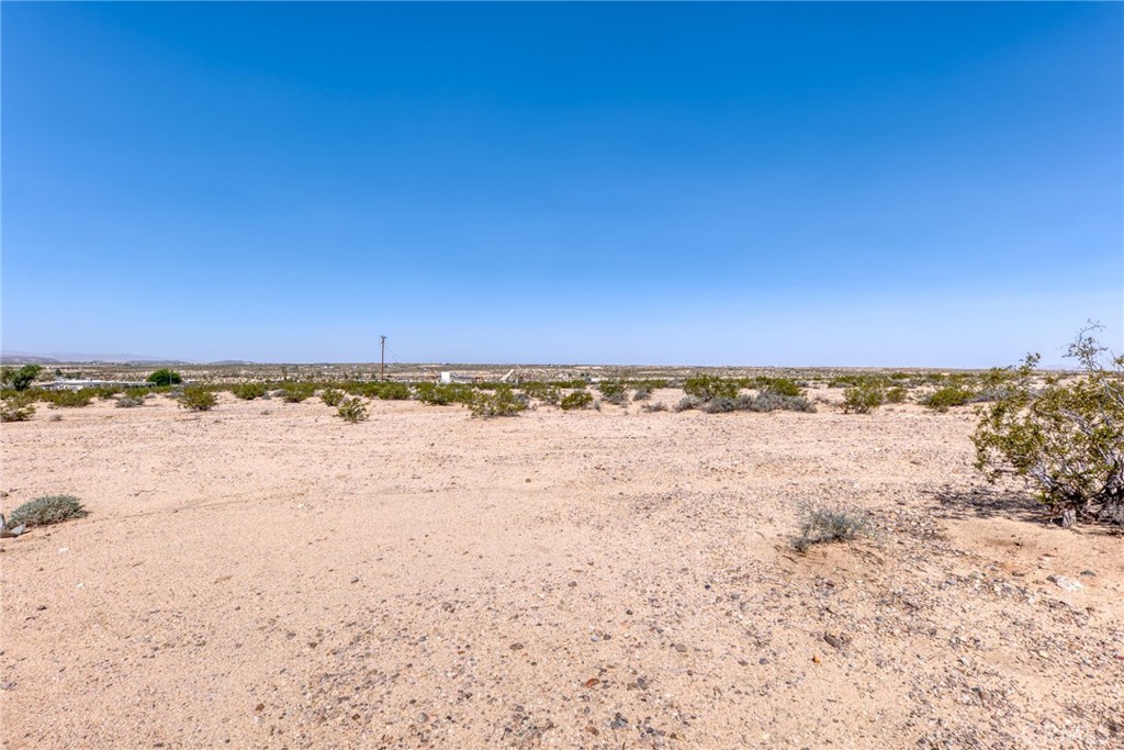 72082 Winters Road Twentynine Palms, CA 92277 - Photo 37 of 41