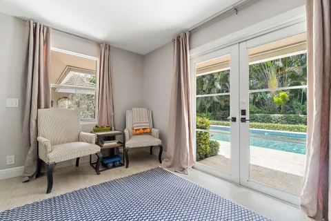 $1,200,000 | 10 Bentwood Road, Palm Beach Gardens, FL 33418