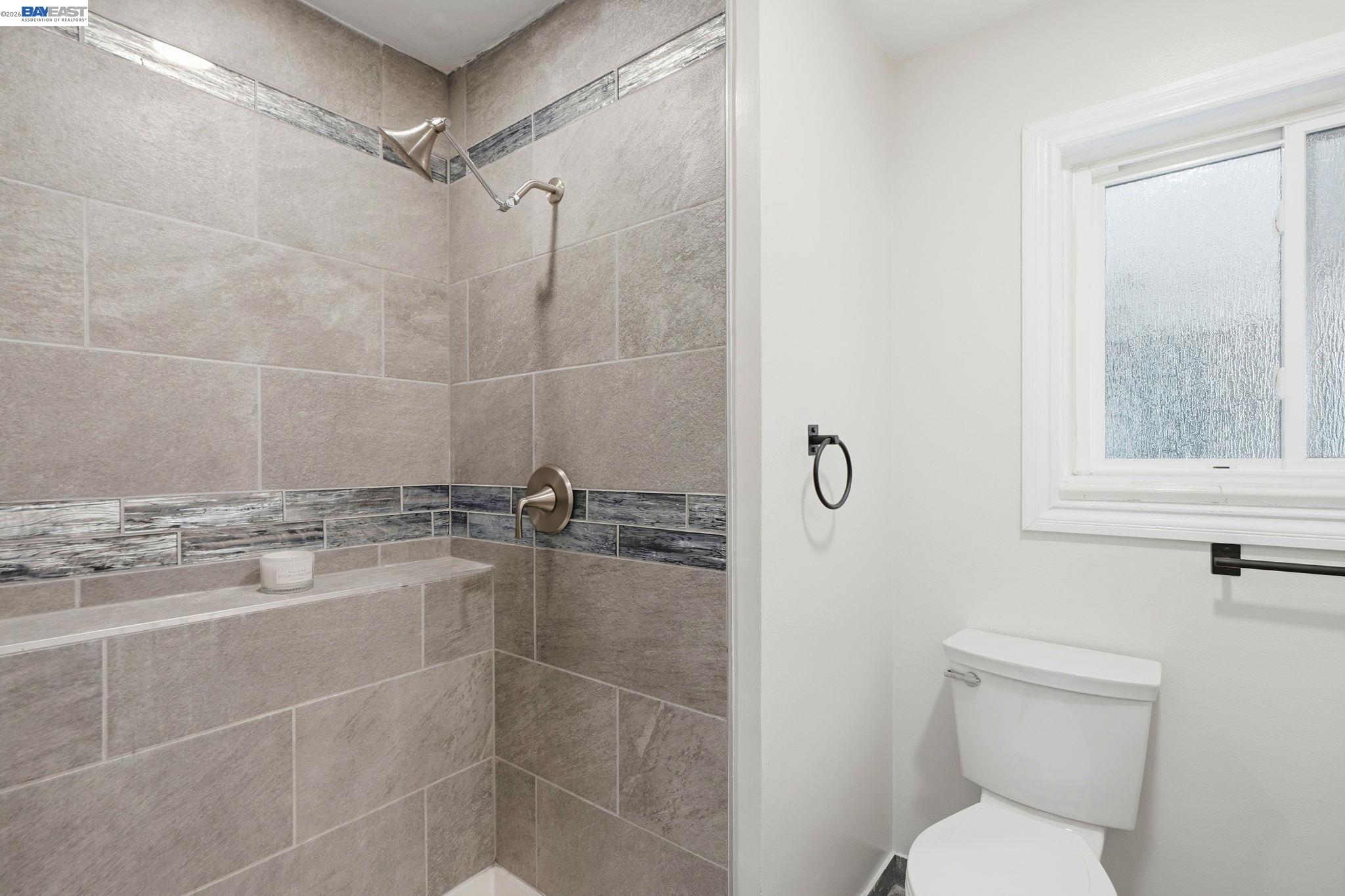 92 Welle Road Crockett, CA 94525 - Photo 28 of 54