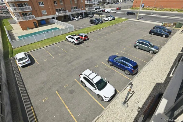 $849,000 | 750 West Broadway, Unit 4Q, Long Beach, NY 11561
