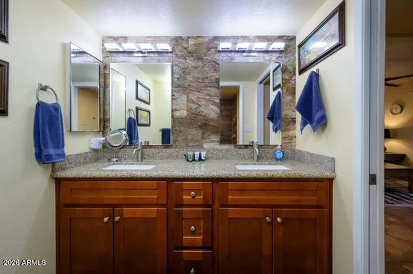 $240,000 | 12222 North Paradise Village Parkway West, Unit 346, Phoenix, AZ 85032