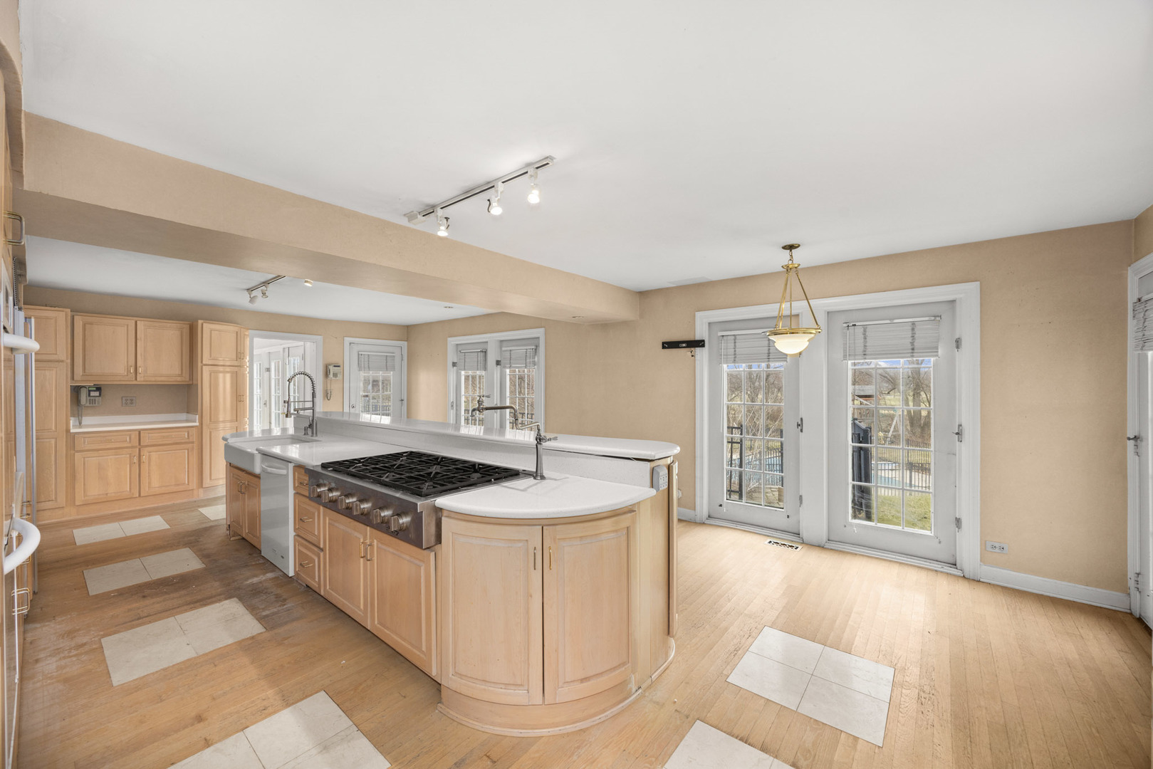 544 Aberdeen Road Frankfort, IL 60423 - Photo 18 of 45