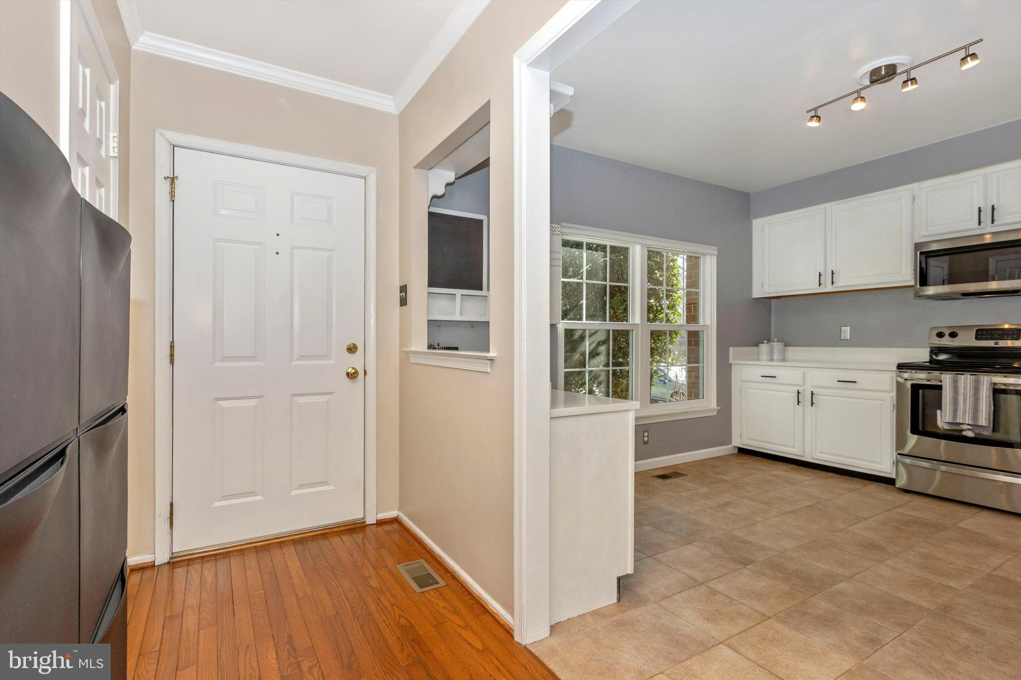 4048 Forest Valley Road Baltimore, MD 21234 - Photo 2 of 45 Gallery Image 2