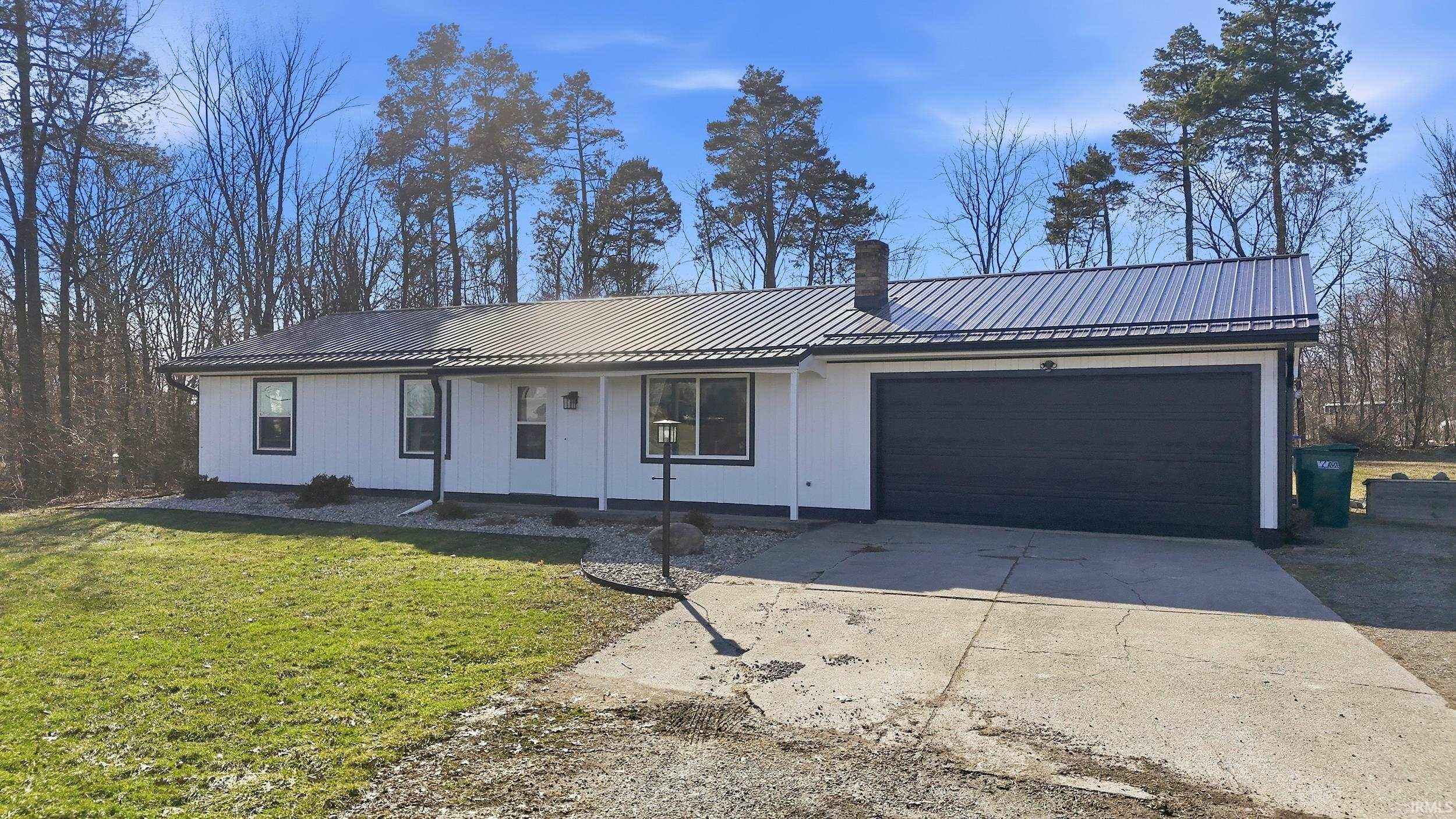 10005 Bethel Road Fort Wayne, IN 46818 - Photo 2 of 35