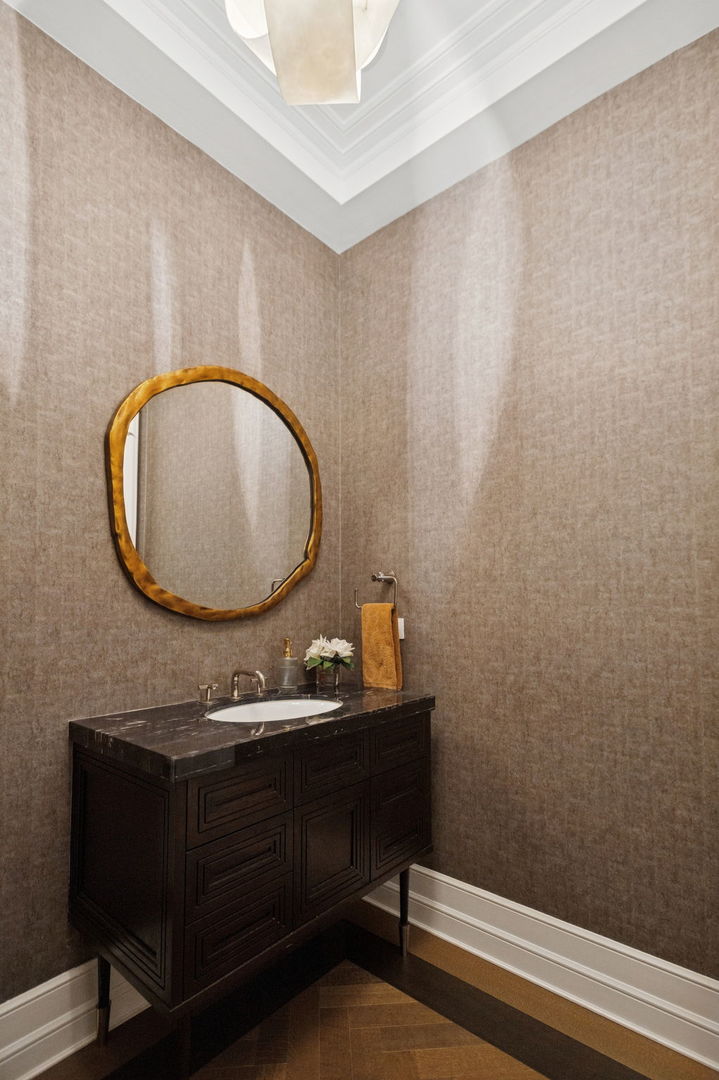 435 North Michigan Avenue, Unit 1112 Chicago, IL 60611 - Photo 16 of 70 a bathroom with a sink mirror vanity and toilet