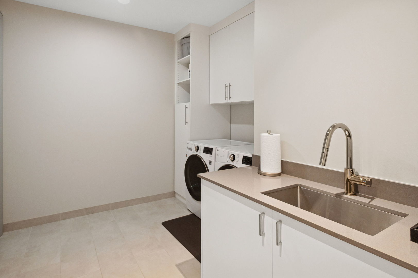 435 North Michigan Avenue, Unit 1112 Chicago, IL 60611 - Photo 45 of 70 a kitchen with a sink and cabinets