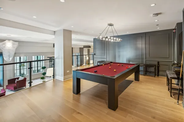 $4,300,000 | 435 North Michigan Avenue, Unit 1112, Chicago, IL 60611
