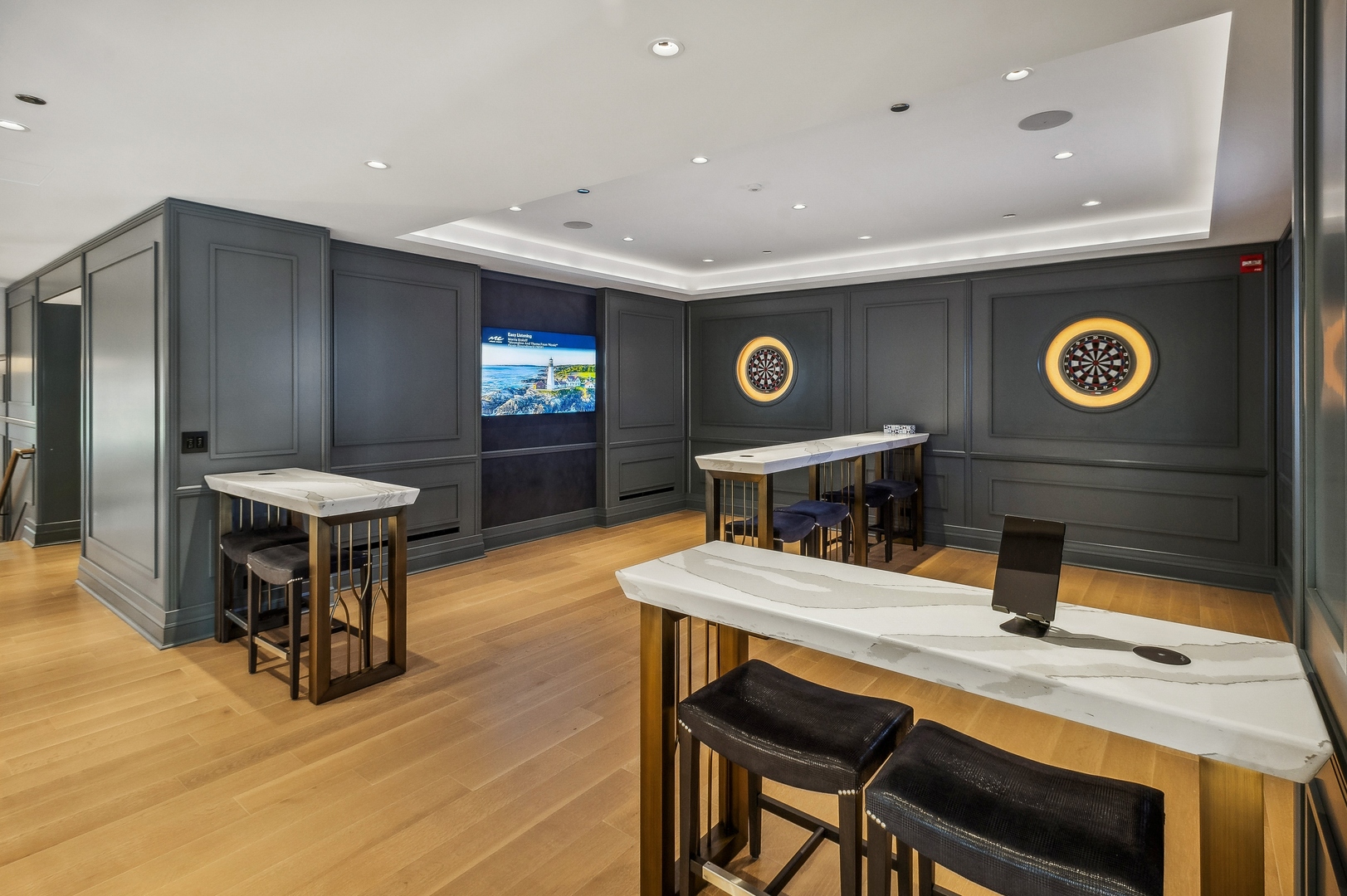 435 North Michigan Avenue, Unit 1112 Chicago, IL 60611 - Photo 57 of 70 a kitchen with a table and chairs