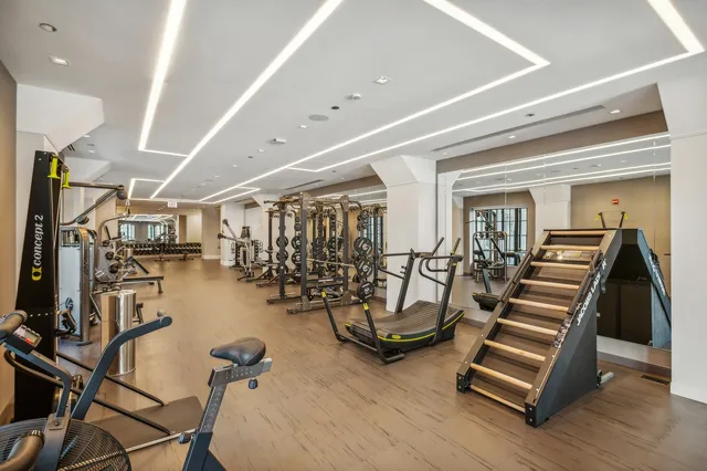 $4,300,000 | 435 North Michigan Avenue, Unit 1112, Chicago, IL 60611