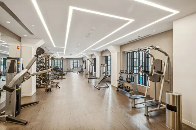 $4,300,000 | 435 North Michigan Avenue, Unit 1112, Chicago, IL 60611