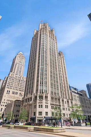 $4,300,000 | 435 North Michigan Avenue, Unit 1112, Chicago, IL 60611
