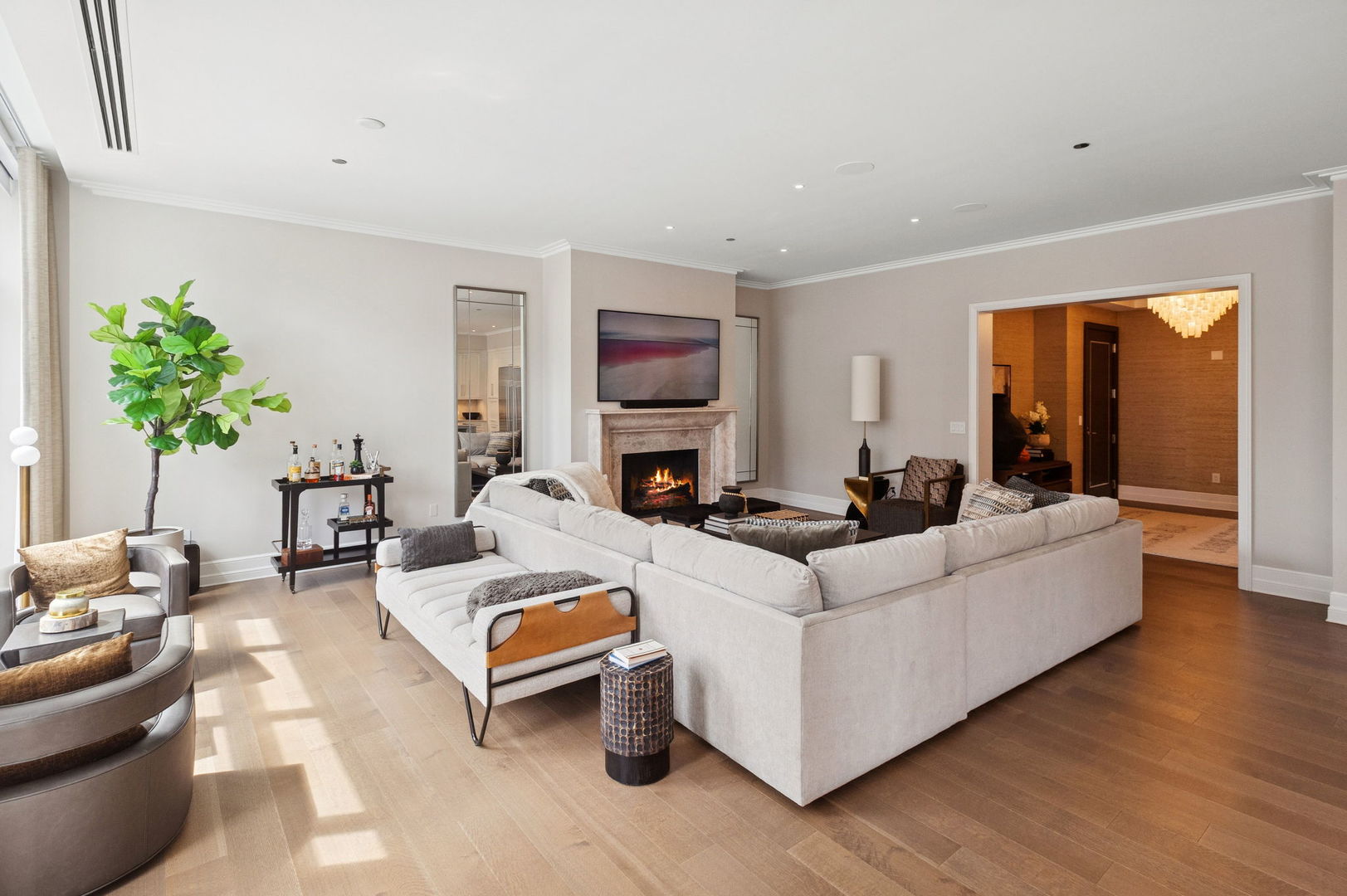 435 North Michigan Avenue, Unit 1112 Chicago, IL 60611 - Photo 7 of 70 a living room with furniture and a fireplace