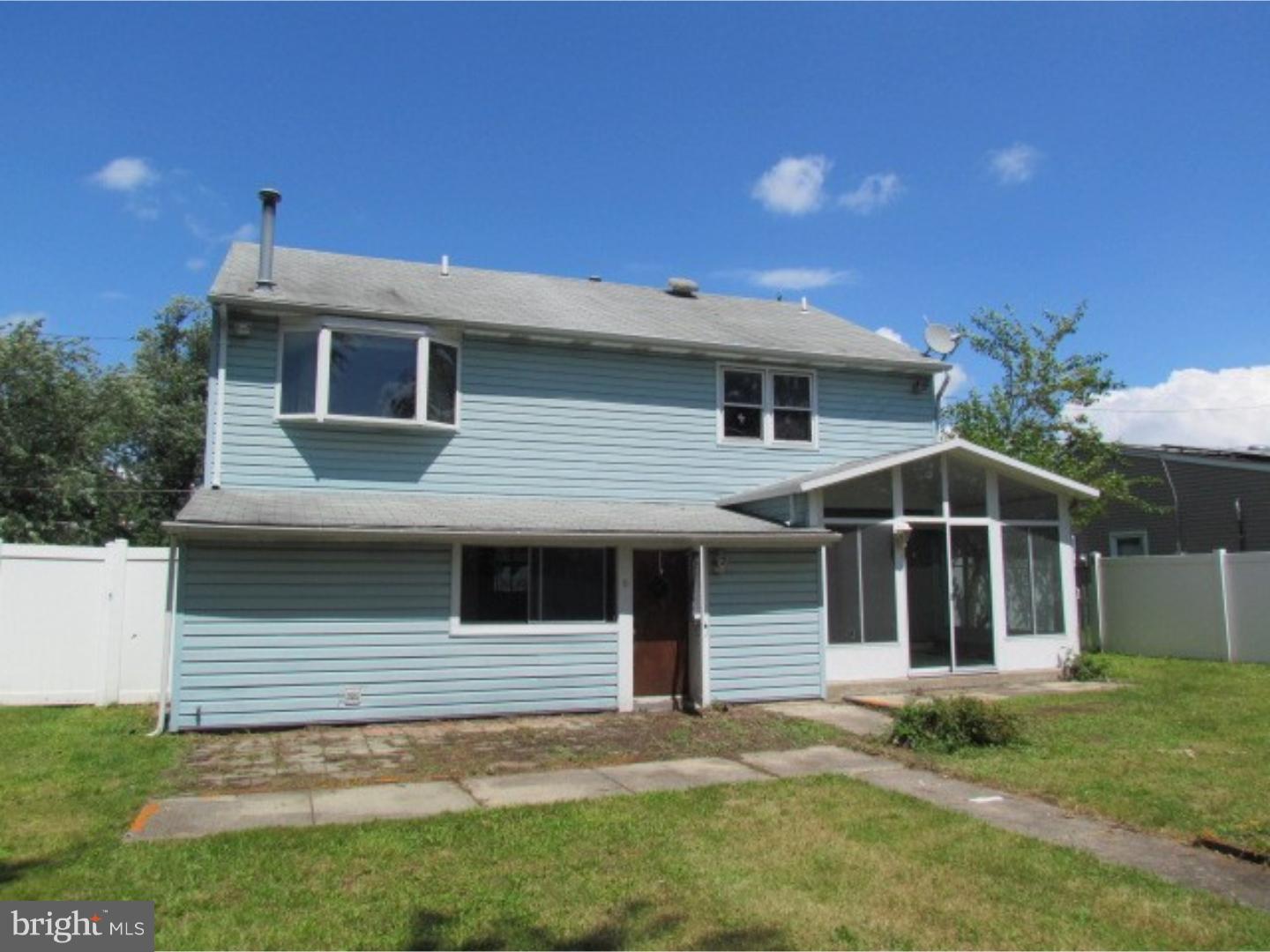 420 Colonial Road Bellmawr, NJ 08031 - Photo 2 of 12