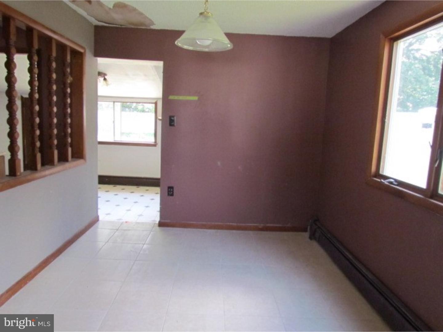 420 Colonial Road Bellmawr, NJ 08031 - Photo 9 of 12