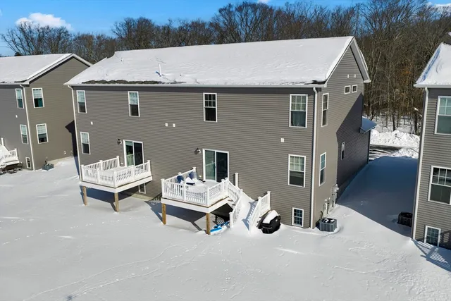 $489,900 | 7 Sydney Rose Court, Unit 7, Johnston, RI 02919