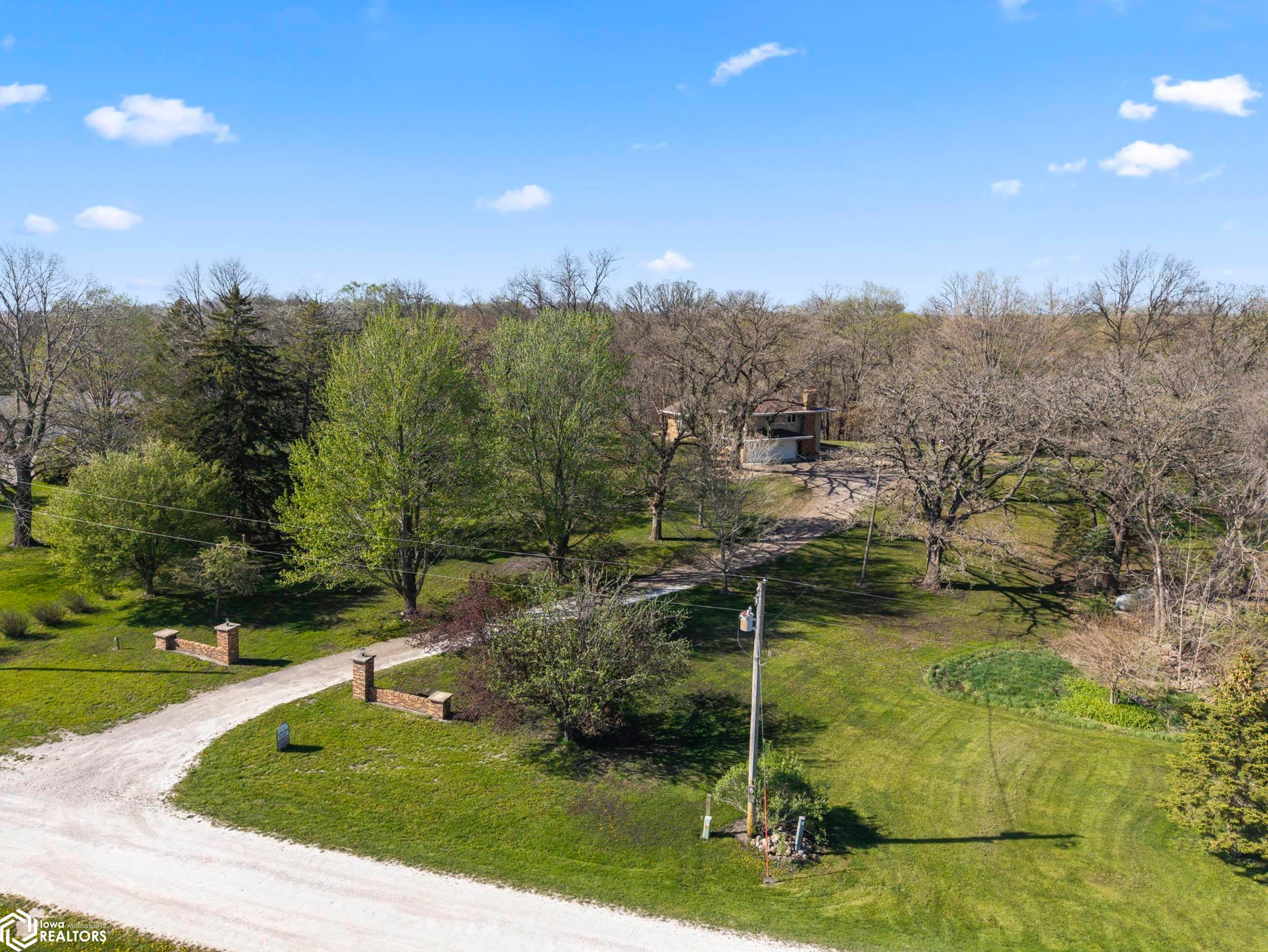 2695 Timberlane Road Webster City, IA 50595 - Photo 5 of 45 Gallery Image 5