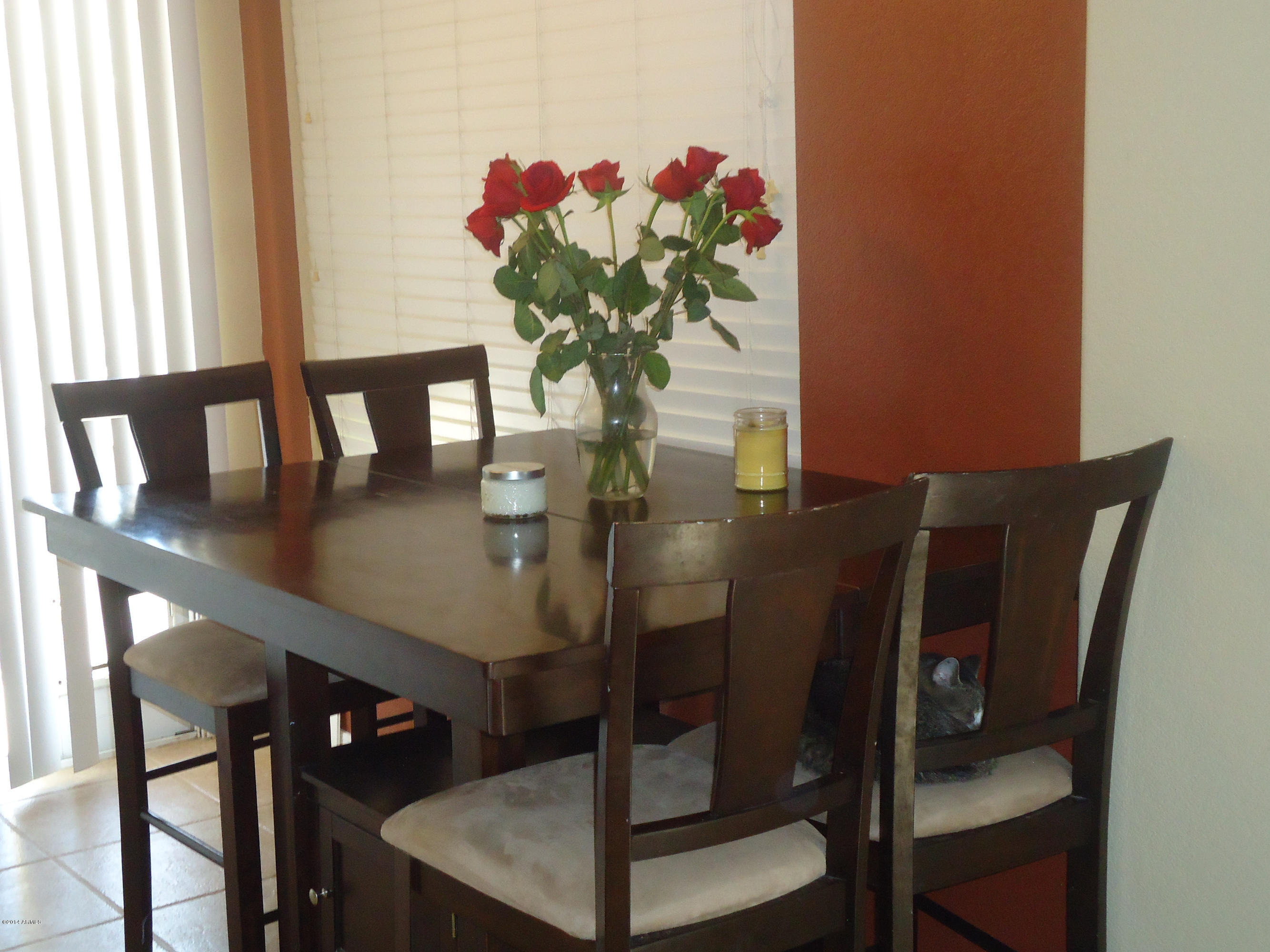 8326 West Bloomfield Road Peoria, AZ 85381 - Photo 5 of 16 DINING AREA