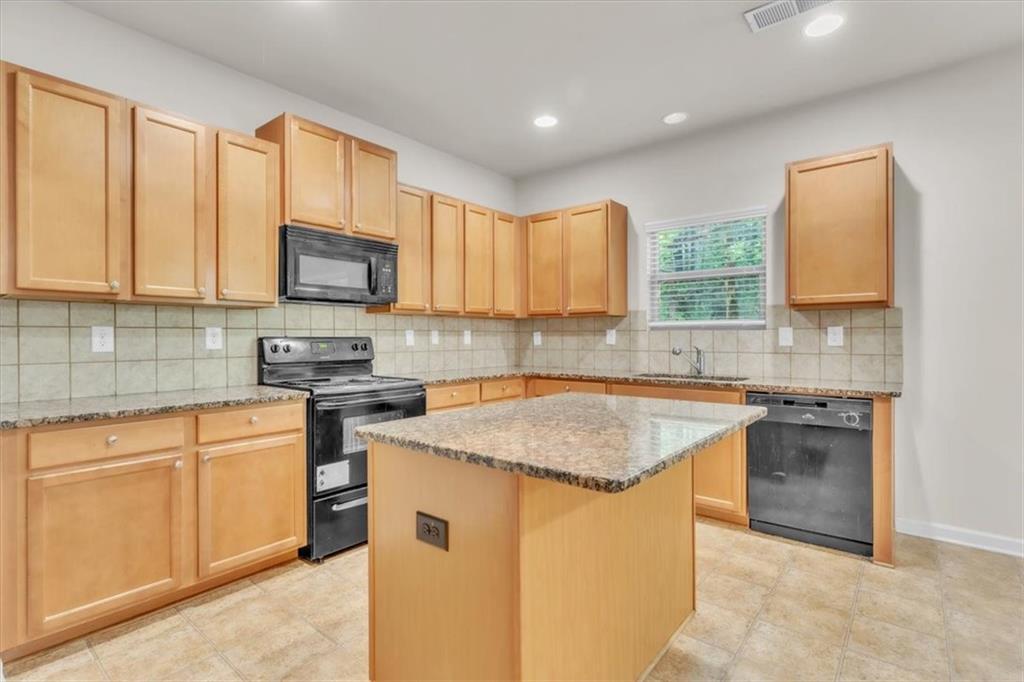 5615 Wisbech Way Atlanta, GA 30349 - Photo 8 of 27