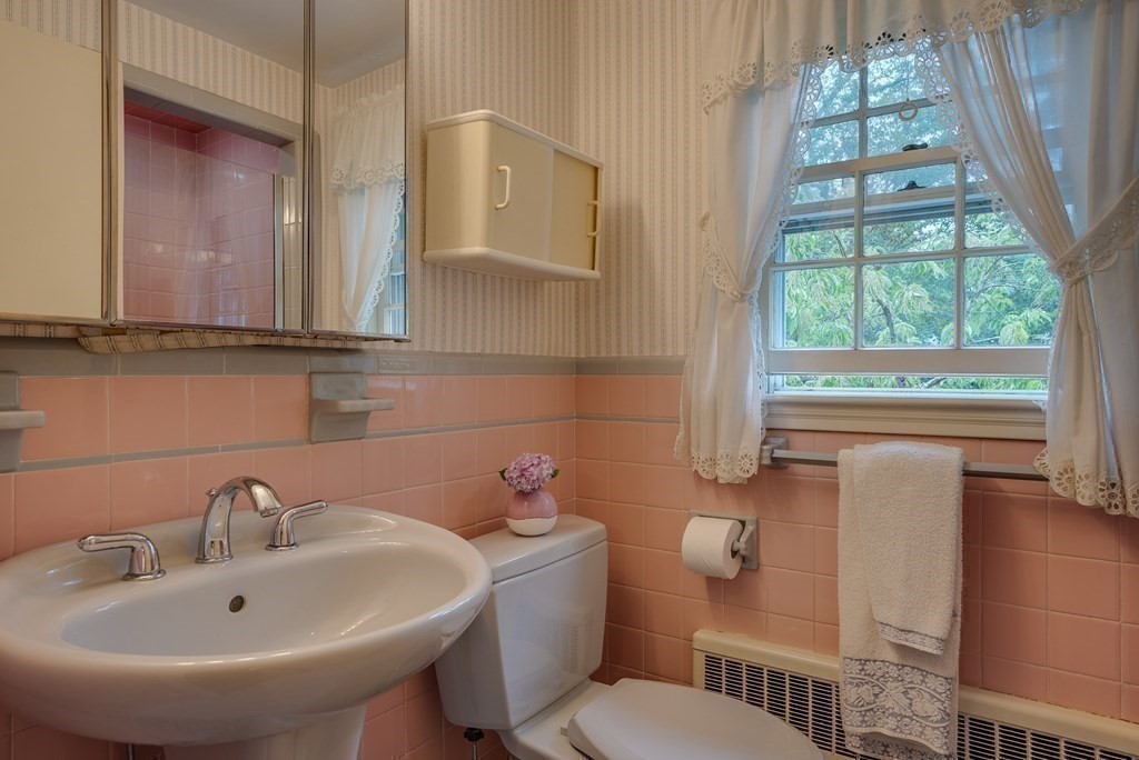 116 Meadowbrook Road Needham, MA 02492 - Photo 20 of 24