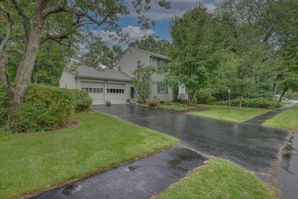 116 Meadowbrook Road Needham, MA 02492 - Photo 3 of 24