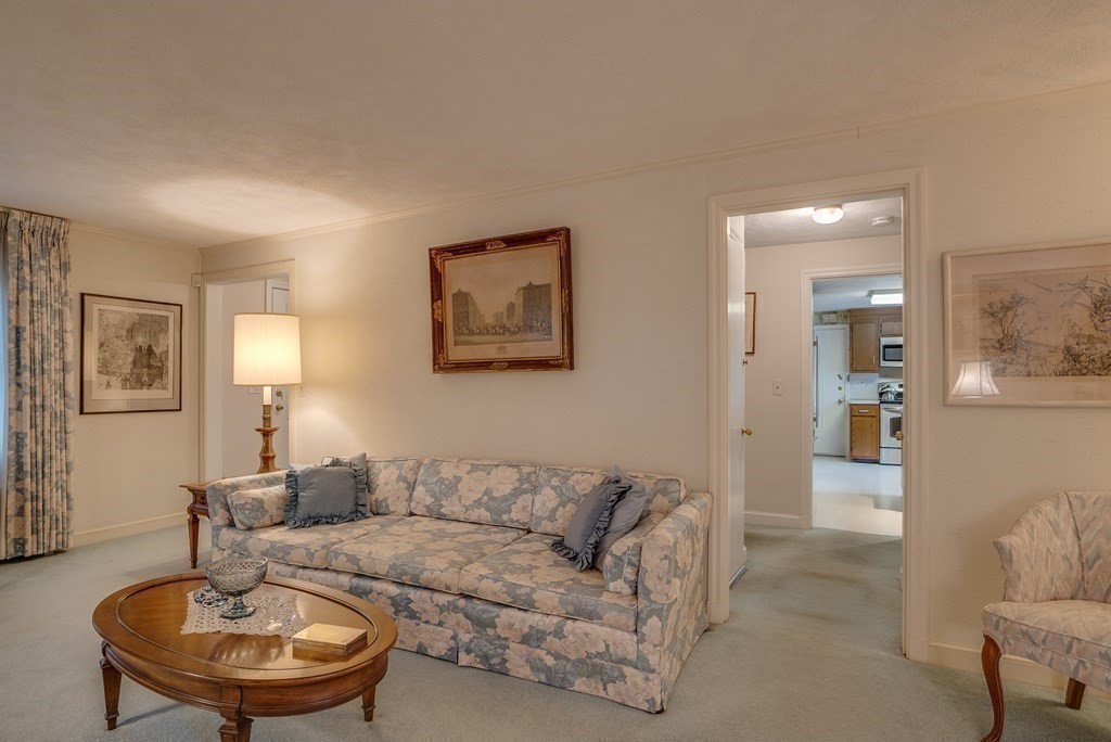 116 Meadowbrook Road Needham, MA 02492 - Photo 8 of 24