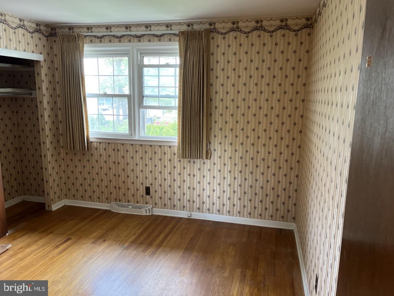 904 Edgemoor Road Cherry Hill, NJ 08034 - Photo 8 of 16