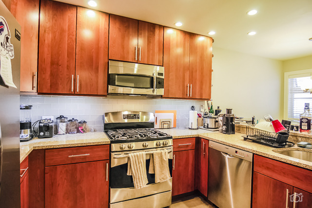 4324 North Dayton Street, Unit B Chicago, IL 60613 - Photo 3 of 13