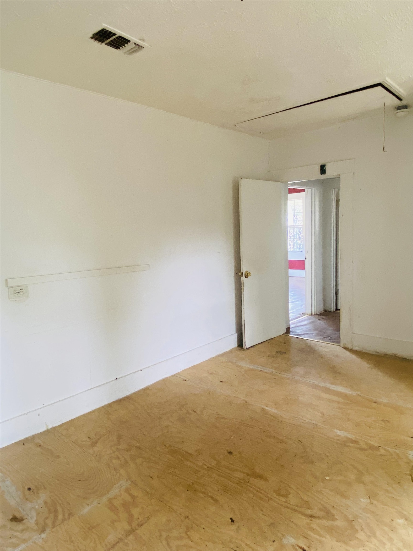 414 Irby Street Mobile, AL 36610 - Photo 9 of 15