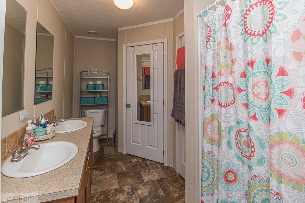 2045 Nahunta Road Pikeville, NC 27863 - Photo 8 of 11 Gallery Image 8