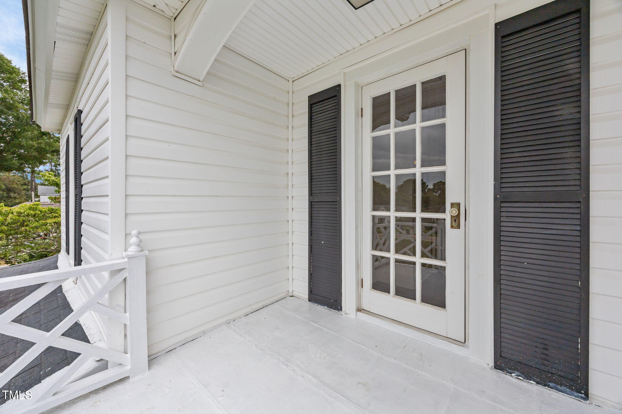 301 East H Street Erwin, NC 28339 - Photo 28 of 56 a view of front door