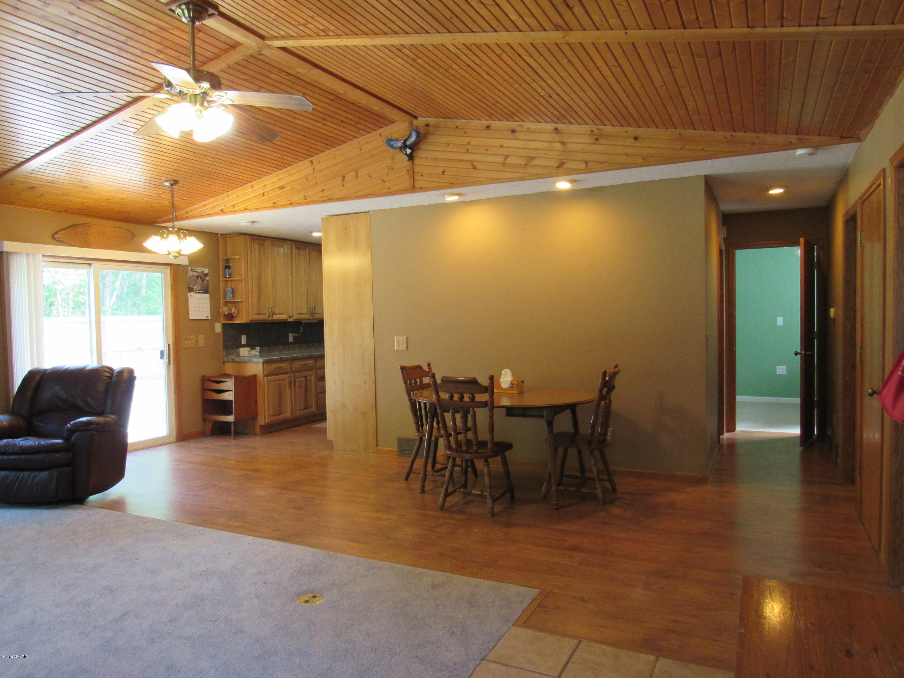 2972 East Hawley Road Custer, MI 49405 - Photo 2 of 26 IMG_1166