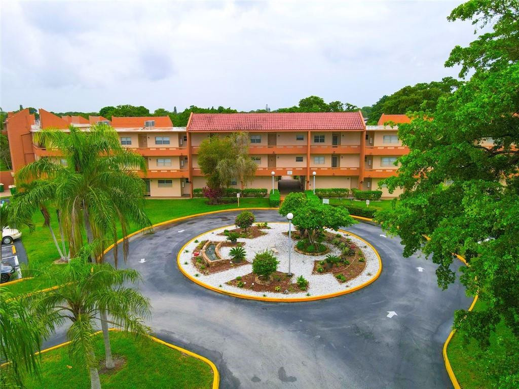 8834 West McNab Road, Unit 101 Tamarac, FL 33321 - Photo 31 of 43 Photo 31