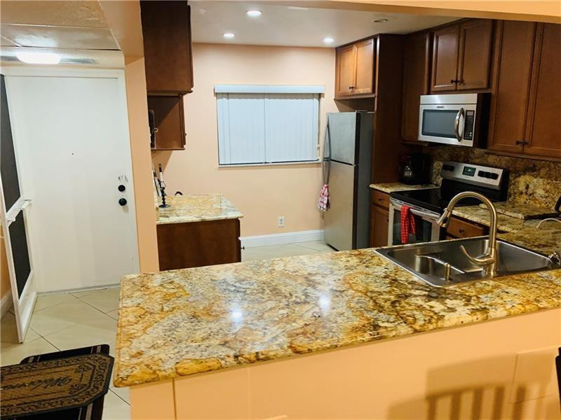 8834 West McNab Road, Unit 101 Tamarac, FL 33321 - Photo 5 of 43 Photo 5