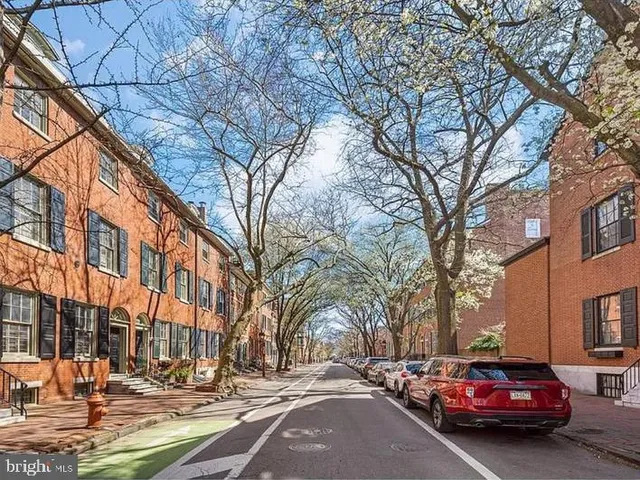 $1,875 | 231 Pine Street, Unit 4F, Philadelphia, PA 19106