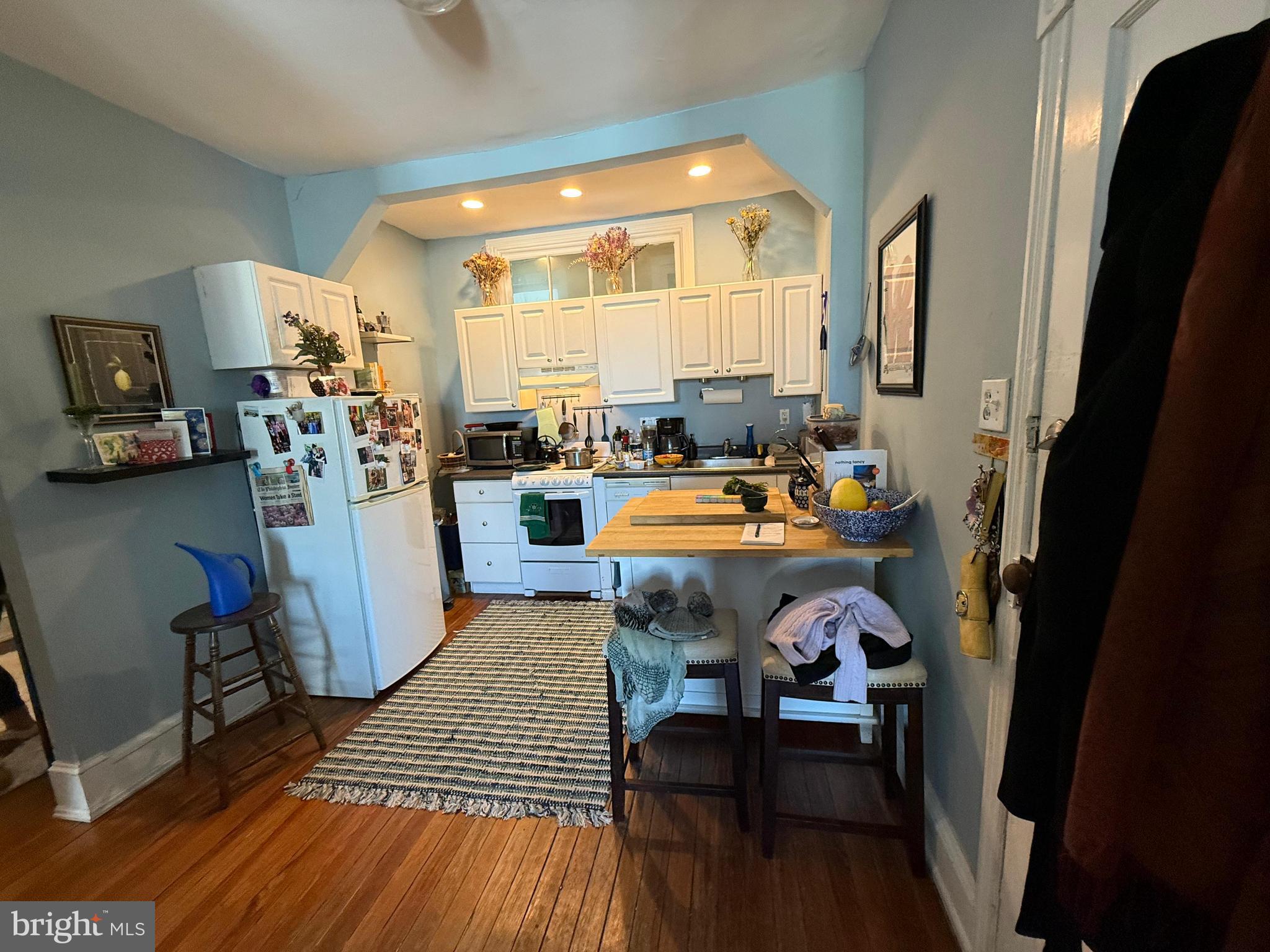 231 Pine Street, Unit 4F Philadelphia, PA 19106 - Photo 8 of 15