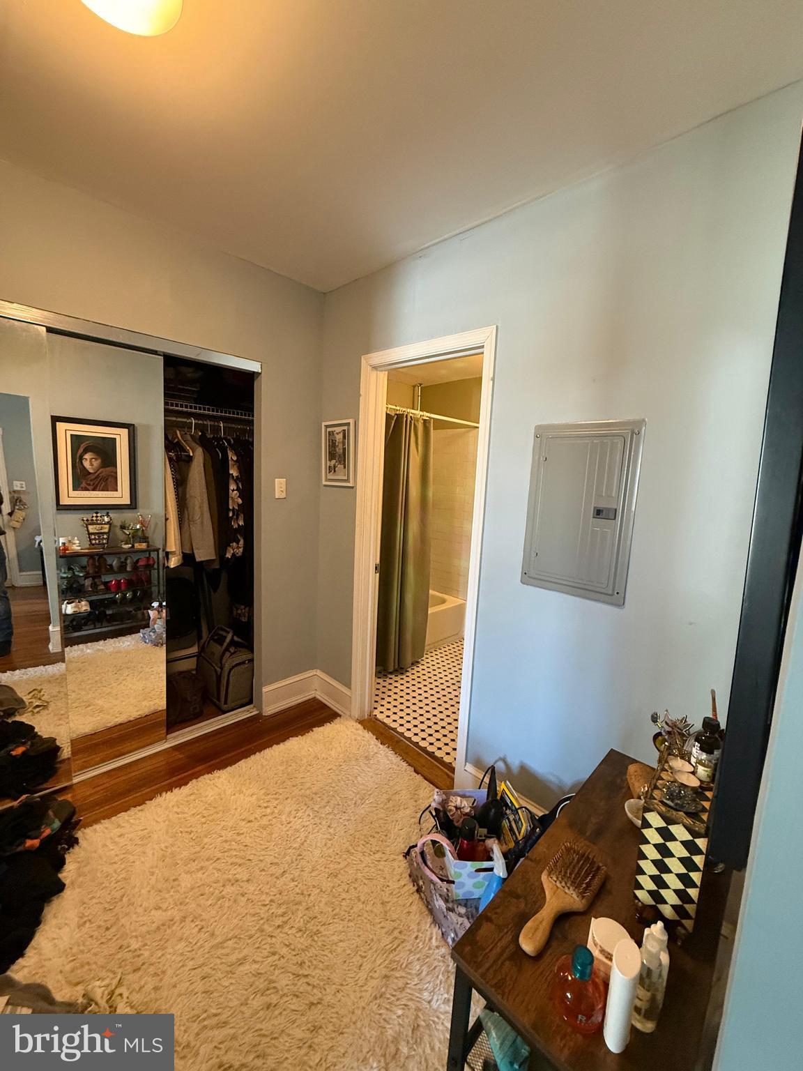 231 Pine Street, Unit 4F Philadelphia, PA 19106 - Photo 10 of 15