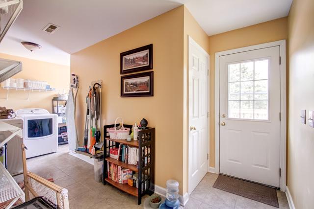 4173 Chestnut Ridge Road Santa Fe, TN 38482 - Photo 9 of 20 Separate, large laundry