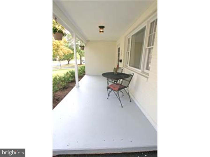 418 Garland Road Wilmington, DE 19803 - Photo 4 of 21 Porch